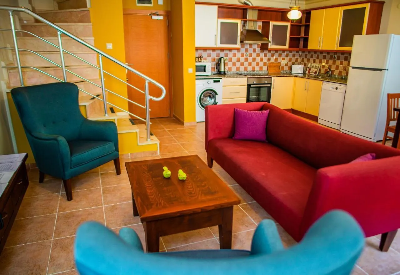Dores Residence Turunç 4*,  Turquie