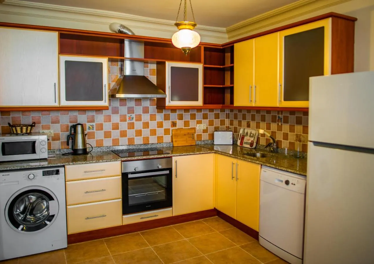 Dores Residence Turunc 3*,