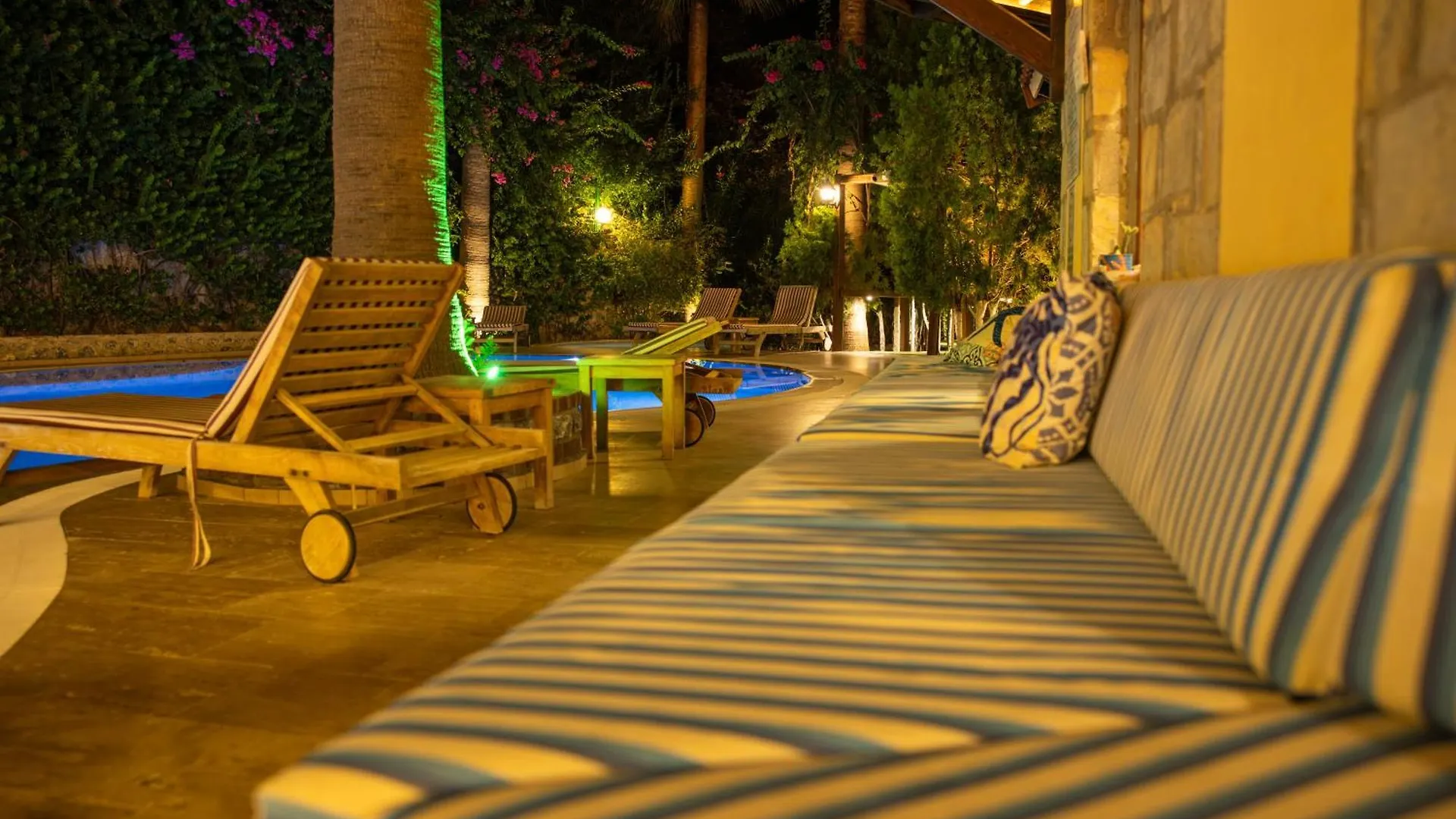Dores Residence Turunc Aparthotel