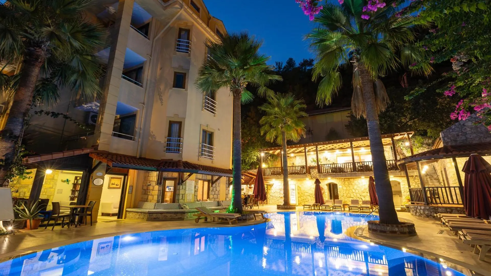 Dores Residence Turunç