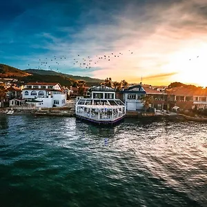 Black Lotus Otel İzmir
